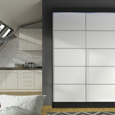 SAMANRE 4 tolóajtós gardróbszekrény 120 cm RGB LED világítással - fekete / fehér