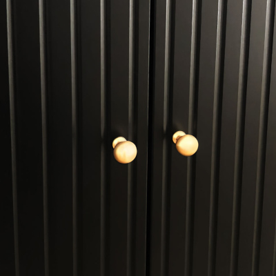 KROGEN modern komód ajtóval - arany / fehér