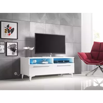TV állvány lábakon LANDA - fehér