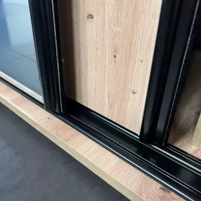 ASIRI 1 gardróbszekrény - 140/60 cm, artisan tölgy / fehér / fekete