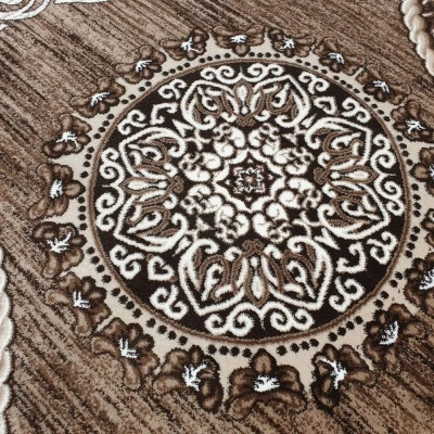 DEMIAN szőnyegdarab 200x290 cm díszekkel - barna / fehér