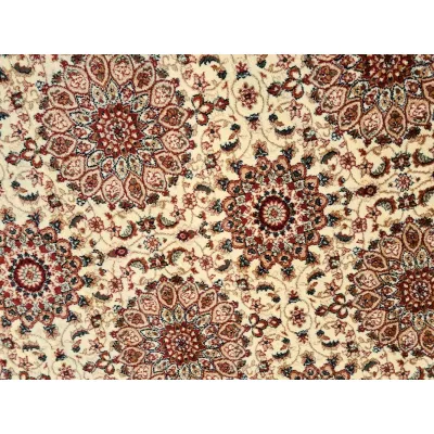 Szőnyegdarab 140x190 cm LUCHO - krémszínű