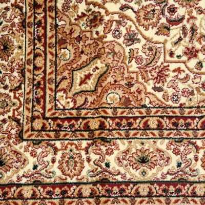 Keleti szőnyegdarab 160x220 cm LUCHO - krémszínű