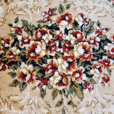 Klasszikus szőnyegdarab 200x300 cm LUCHO - krémszínű