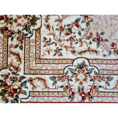 Klasszikus szőnyegdarab 160x220 cm LUCHO - krémszínű
