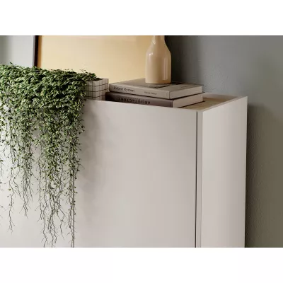 Modern, keskeny fiókos komód ajtókkal LOLIVETE - linea tölgy / kasmír
