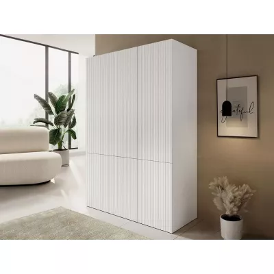 Gardróbszekrény 135 cm CRATO - fehér