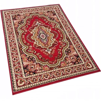 Téglalap alakú szőnyeg 140x190 cm LUKEN - piros