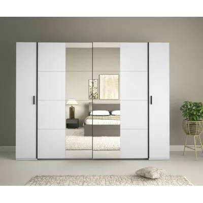 Tükrös gardrób 270 cm GIRADOT - fehér / fekete fogantyúk